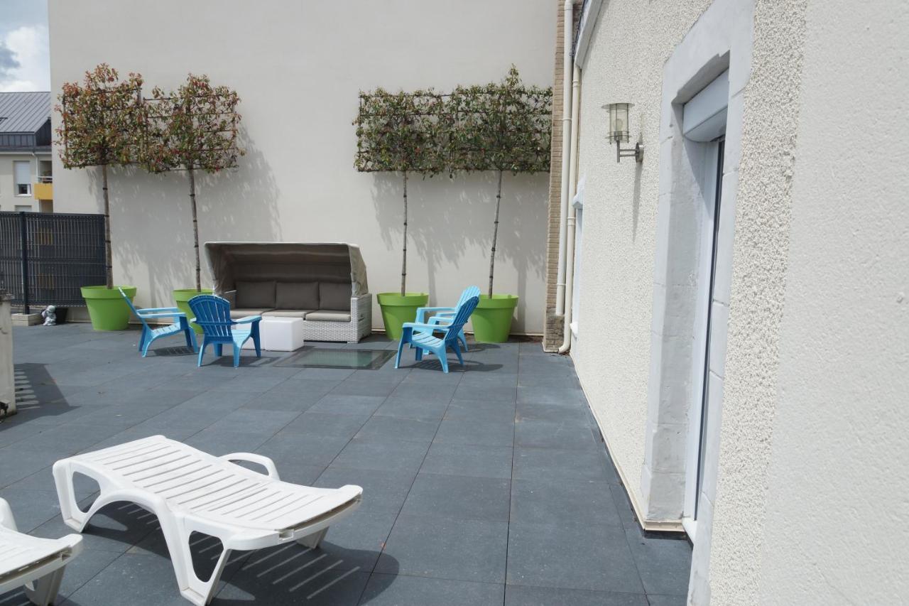 アンジェ72M² Avec Terrasse Dans Demeure Angevine De 2 Etagesアパートメント エクステリア 写真